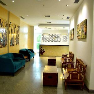 Hotel Sabareesh Park